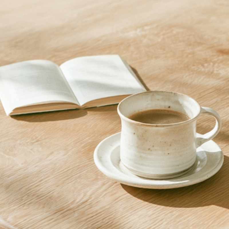 本とコーヒーのフリーアイコン